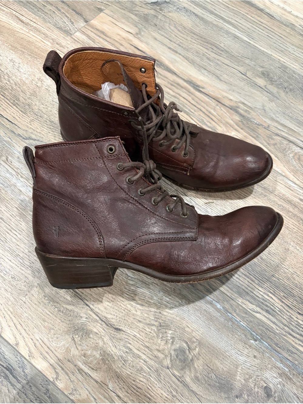 Frye Women's Lace-Up Chukka Boots in Brown Leather